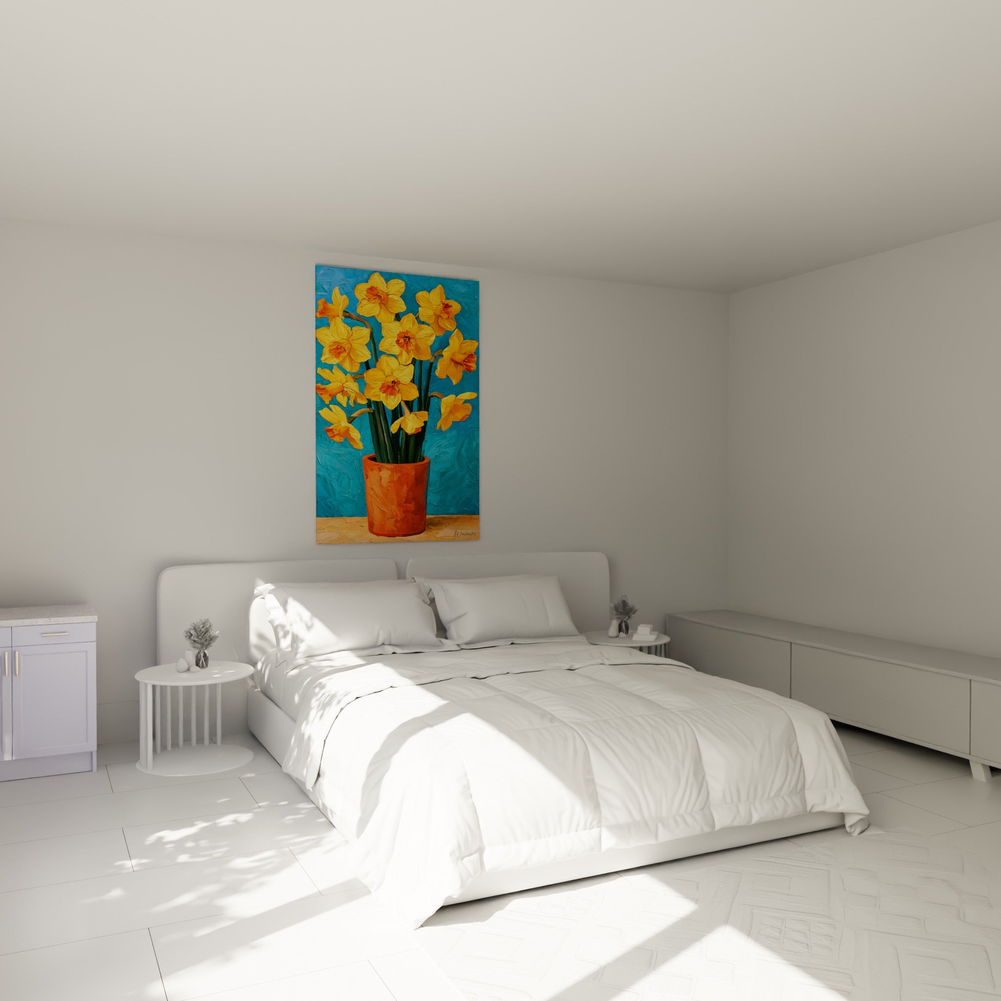 Bouquet de jonquilles jaunes et orangées accroché au-dessus d'un lit dans une chambre claire