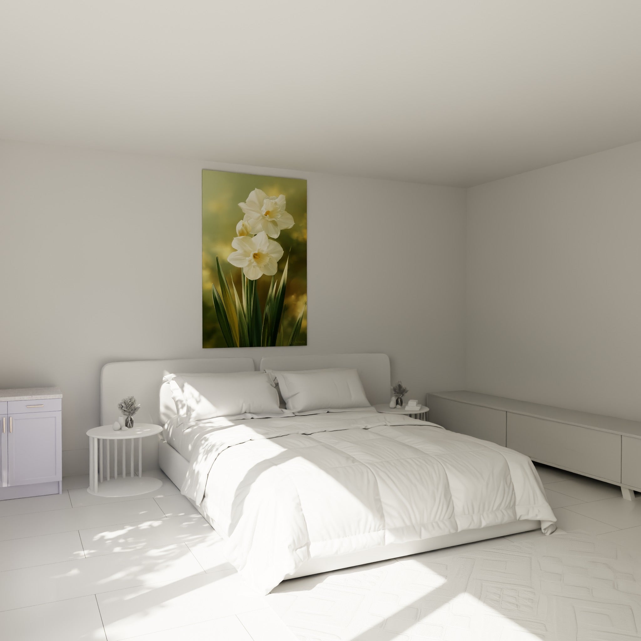 Fleurs de jonquille blanches et dorées disposées au-dessus d'un lit dans une chambre claire