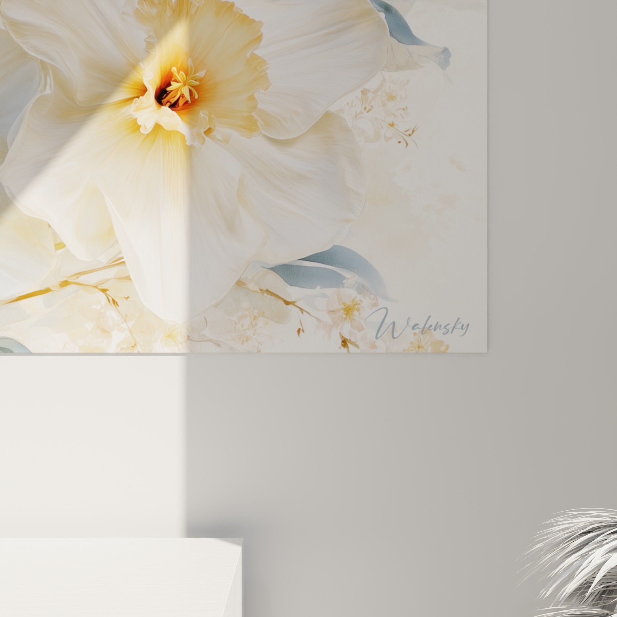 Détail des pétales blancs et du cœur orangé d'une jonquille, texture aquarelle et coulures bleutées visibles