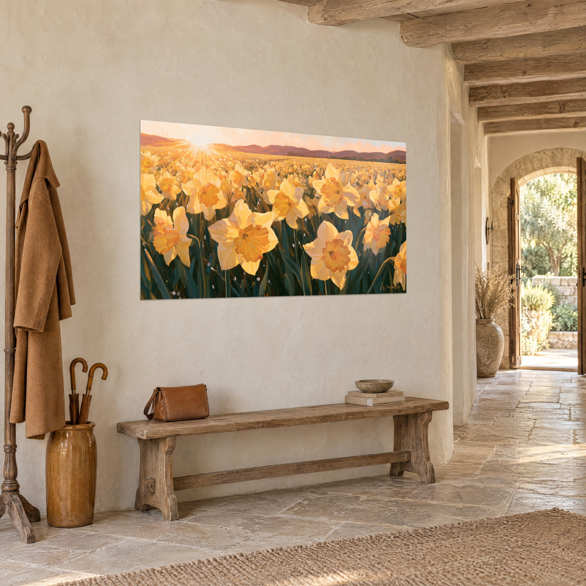Schilderij weide van gouden narcissen, oranje hartjes en paarse heuvels, zon die door de horizon breekt, ruw gepleisterde muur van een landhuis