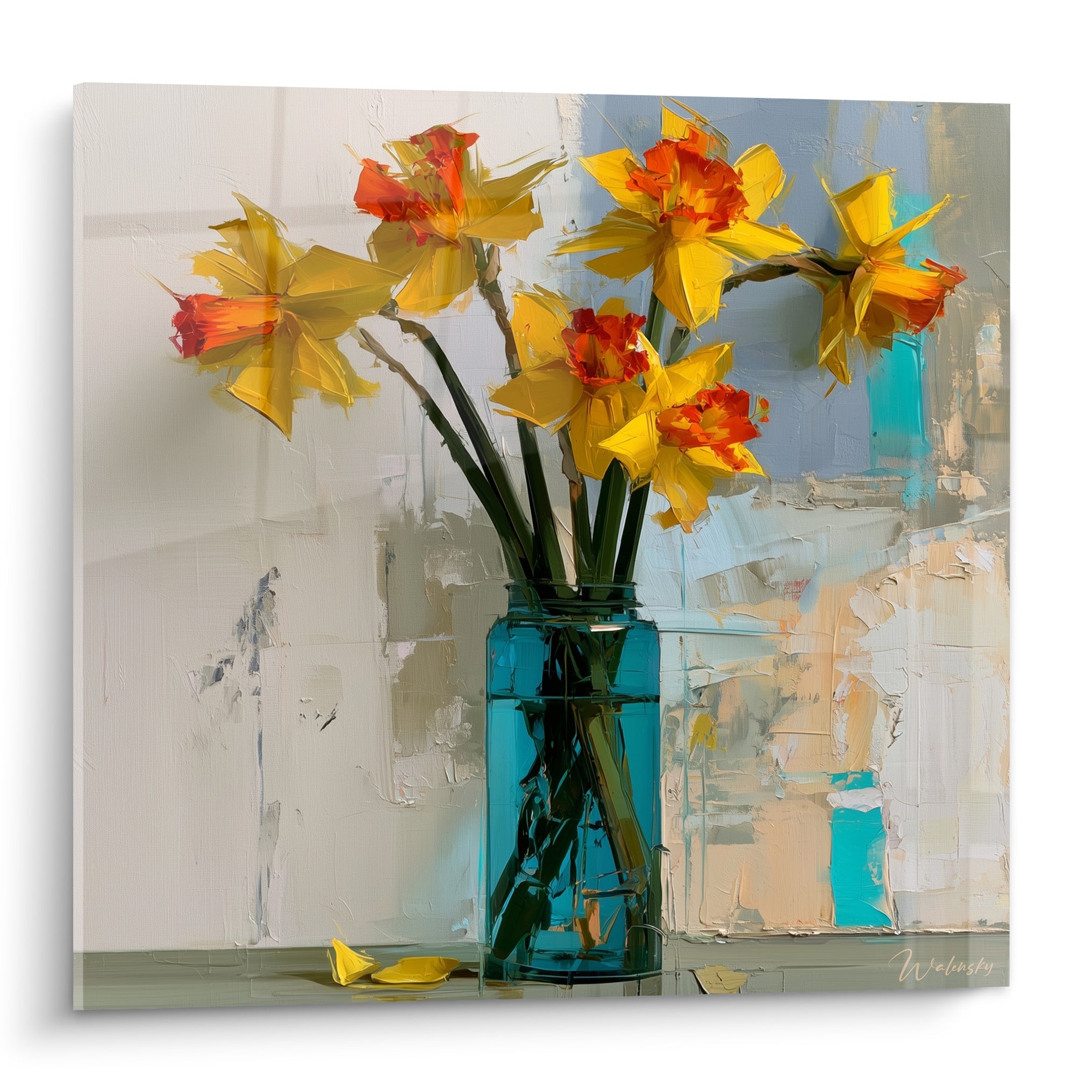 Jonquilles jaunes et orangées peintes dans un vase turquoise sur fond beige et gris texturé
