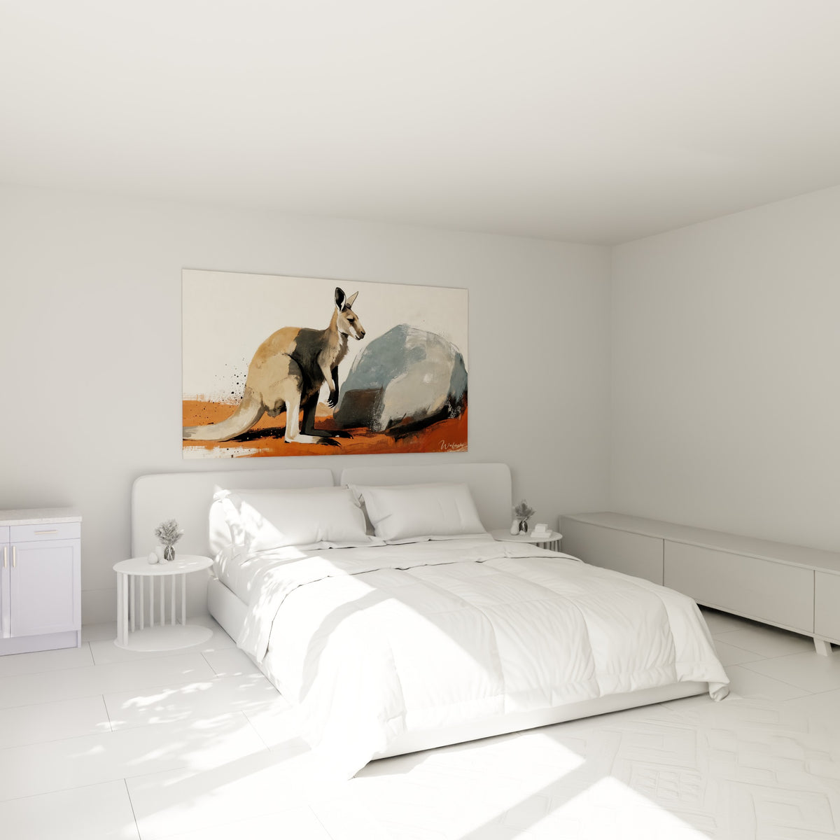 Marsupial terracotta et beige peint en larges touches, au-dessus d'un lit dans une chambre claire
