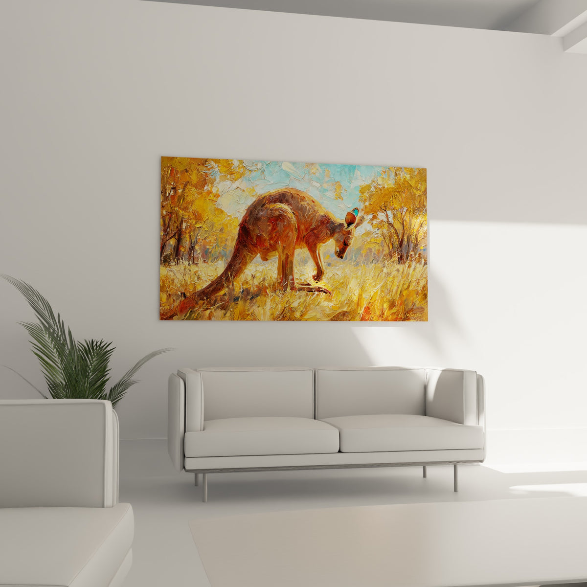 Animal sauvage aux teintes terracotta et dorées, positionné au-dessus d'un canapé dans un salon lumineux