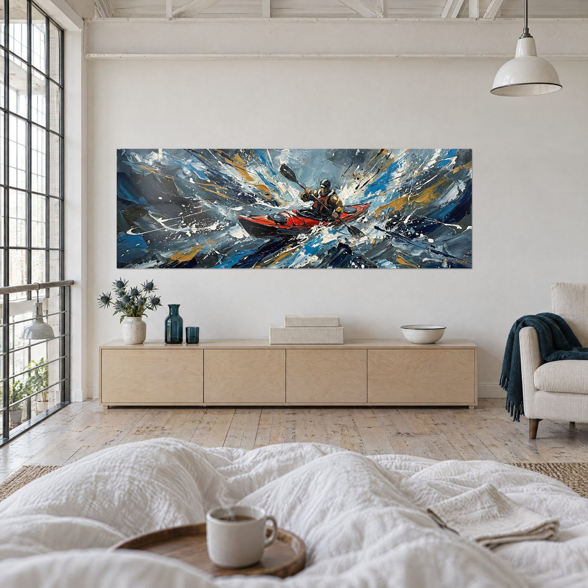 Schilderij rode kano opgetild in een grijs en blauw stroomgeweld, witte druppels, boven een bed in een lichte slaapkamer