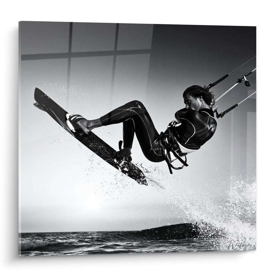 Tableau Kitesurfeur noir et blanc contre fond quadrillé - Combinaison en néoprène - Edition Kite surf