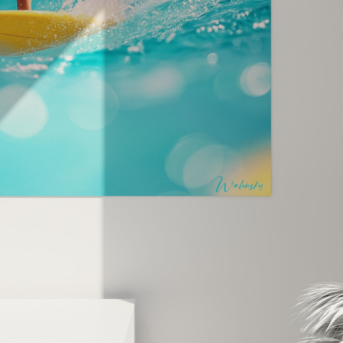 Détail de l'impression montrant les éclats d'écume blanche et le grain des couleurs turquoise et orange de l'œuvre