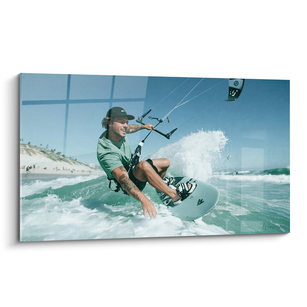 Tableau Kitesurfeur souriant sur vague turquoise - Glisse triomphante - Edition Kite surf