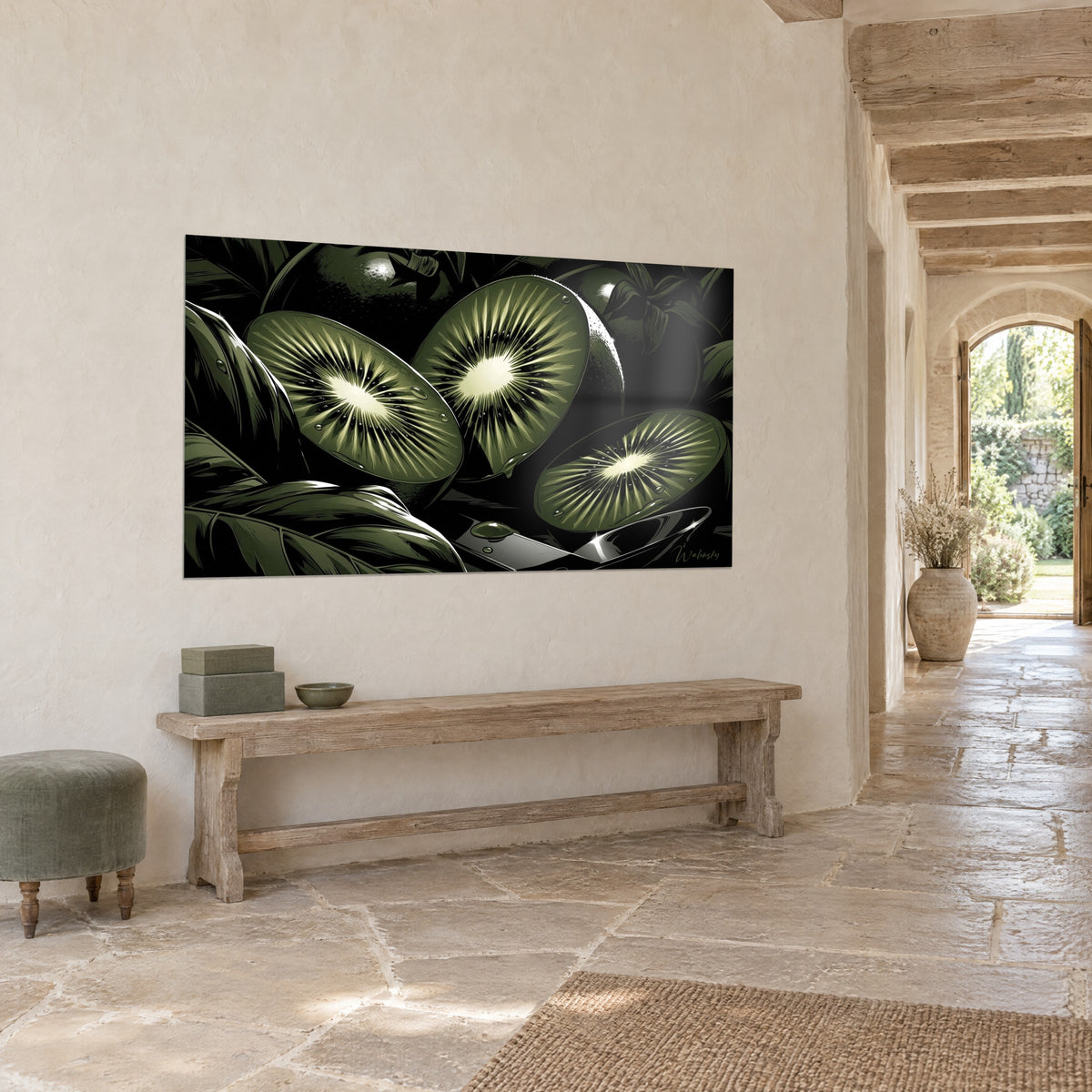 Tableau trois fruits tranchés en étoile vert olive et blanc crème sur fond noir, vu de biais dans une entrée en pierre claire