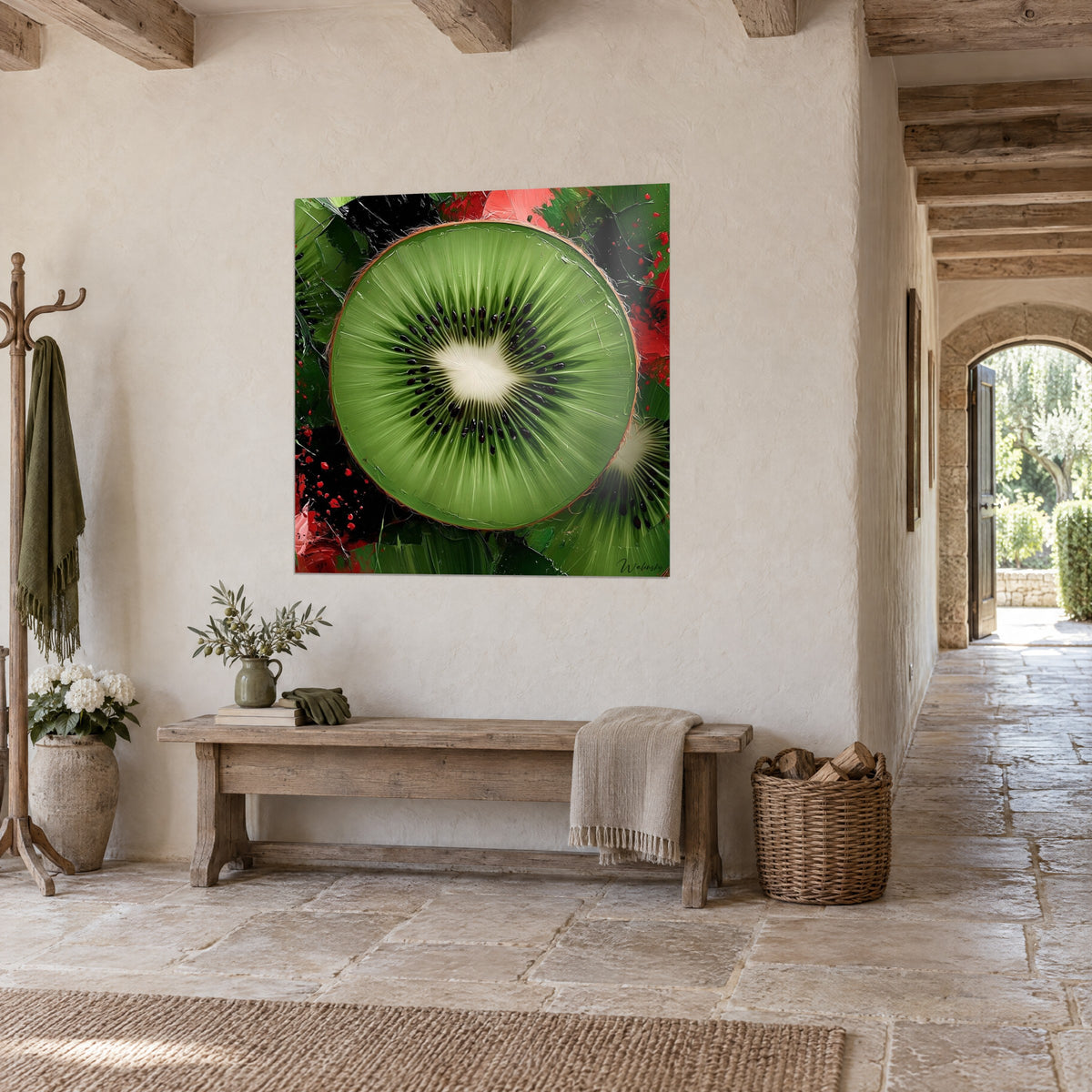Quadro frutto tagliato a buccia dorata, semi neri a raggiera su verde tenue e rosso vivo, parete di pietra, corridoio in pietra