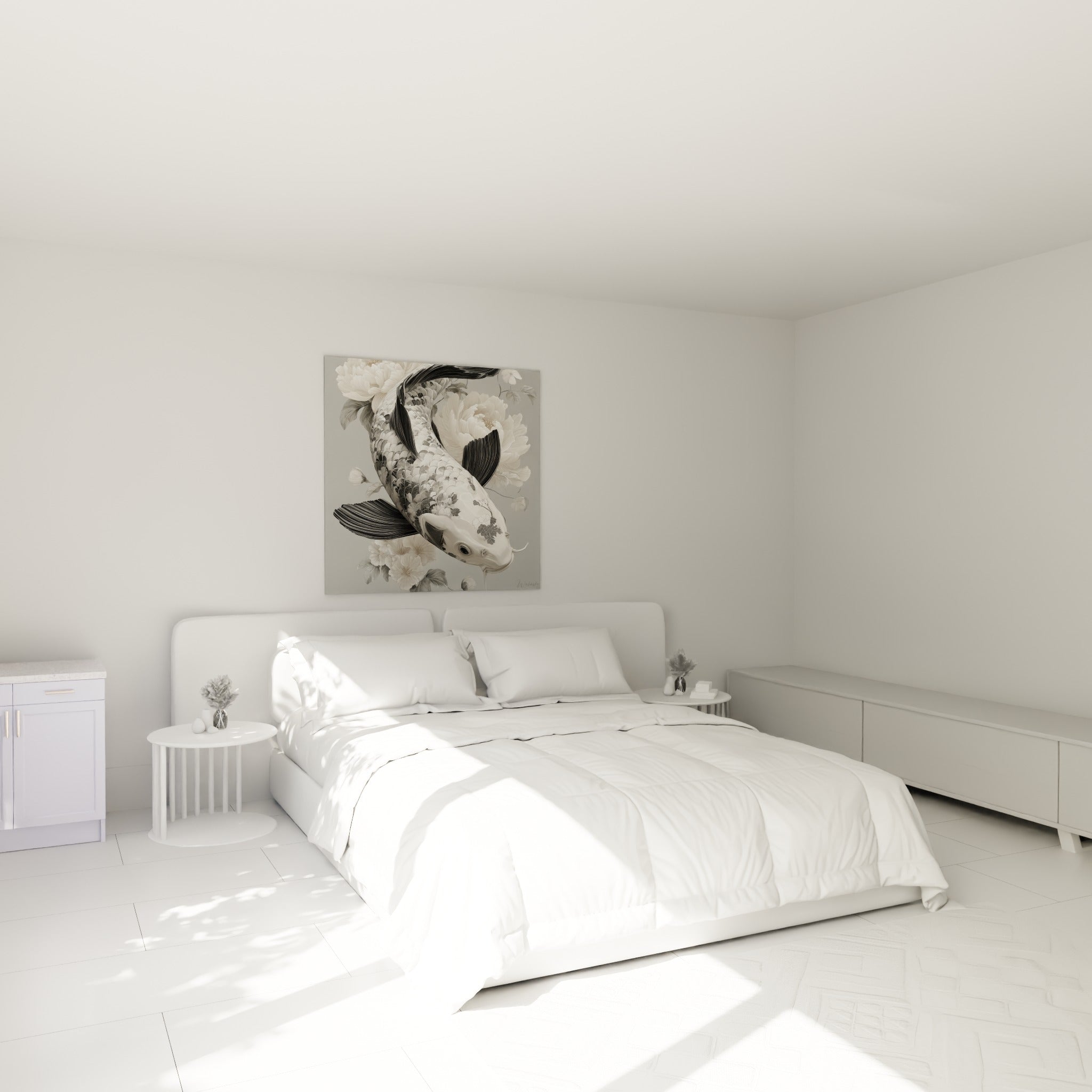 Poisson Koï argenté entouré de pivoines blanches, au-dessus d'un lit dans une chambre claire