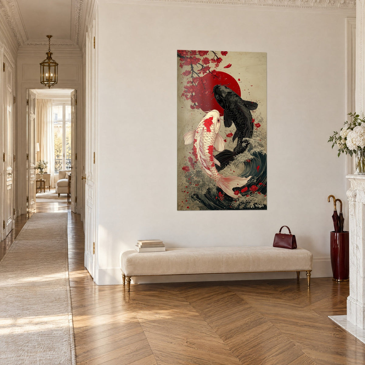 Quadro koi intrecciati davanti a un disco rosso, onde grigie spumeggianti e petali cremisi, ingresso stile haussmanniano con panca beige