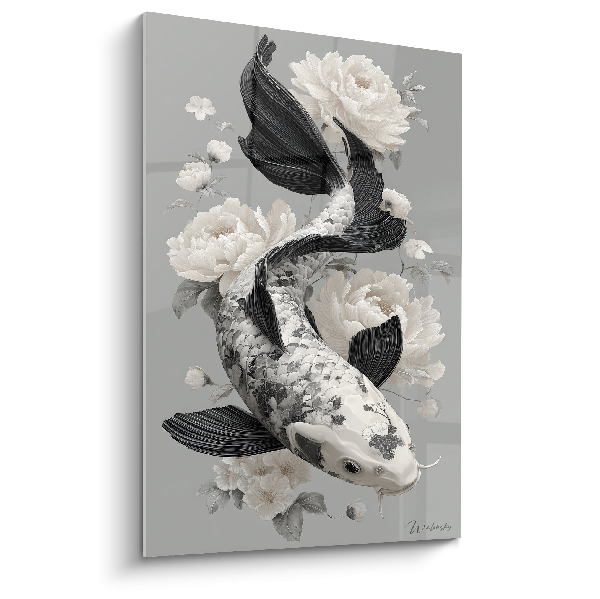 Carpe koï noire et blanche nageant parmi des pivoines ivoire sur fond gris perle