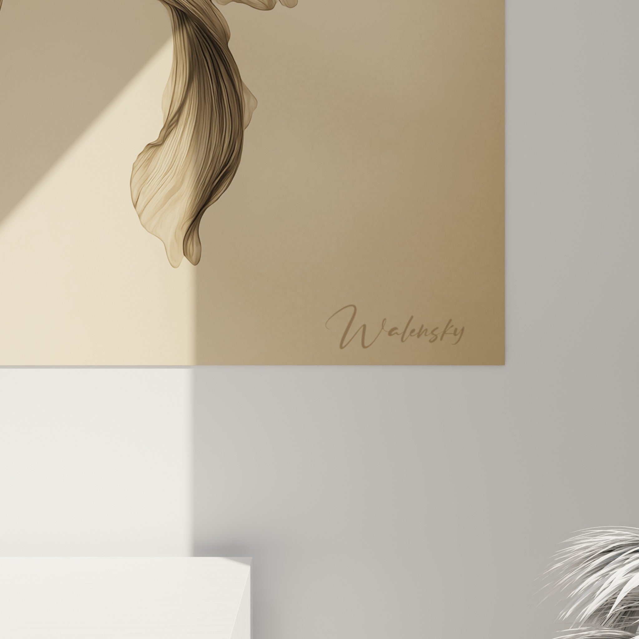 Grain fin des écailles brunes et traits sépia des nageoires beige, matière visible en gros plan sur la toile
