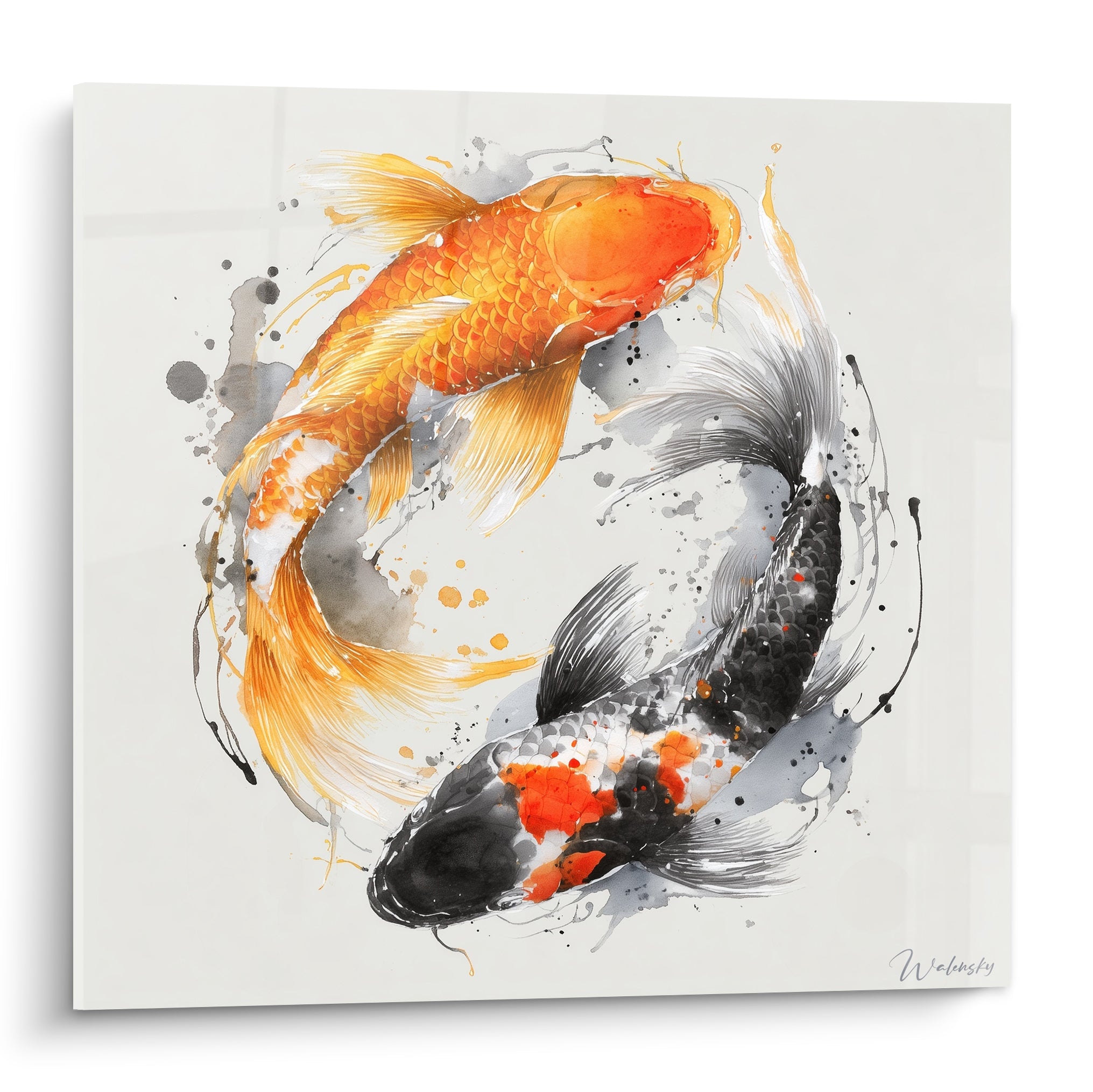 Deux koïs orange et noir s'enroulent en cercle sur fond clair, aquarelle aux touches grises fluides