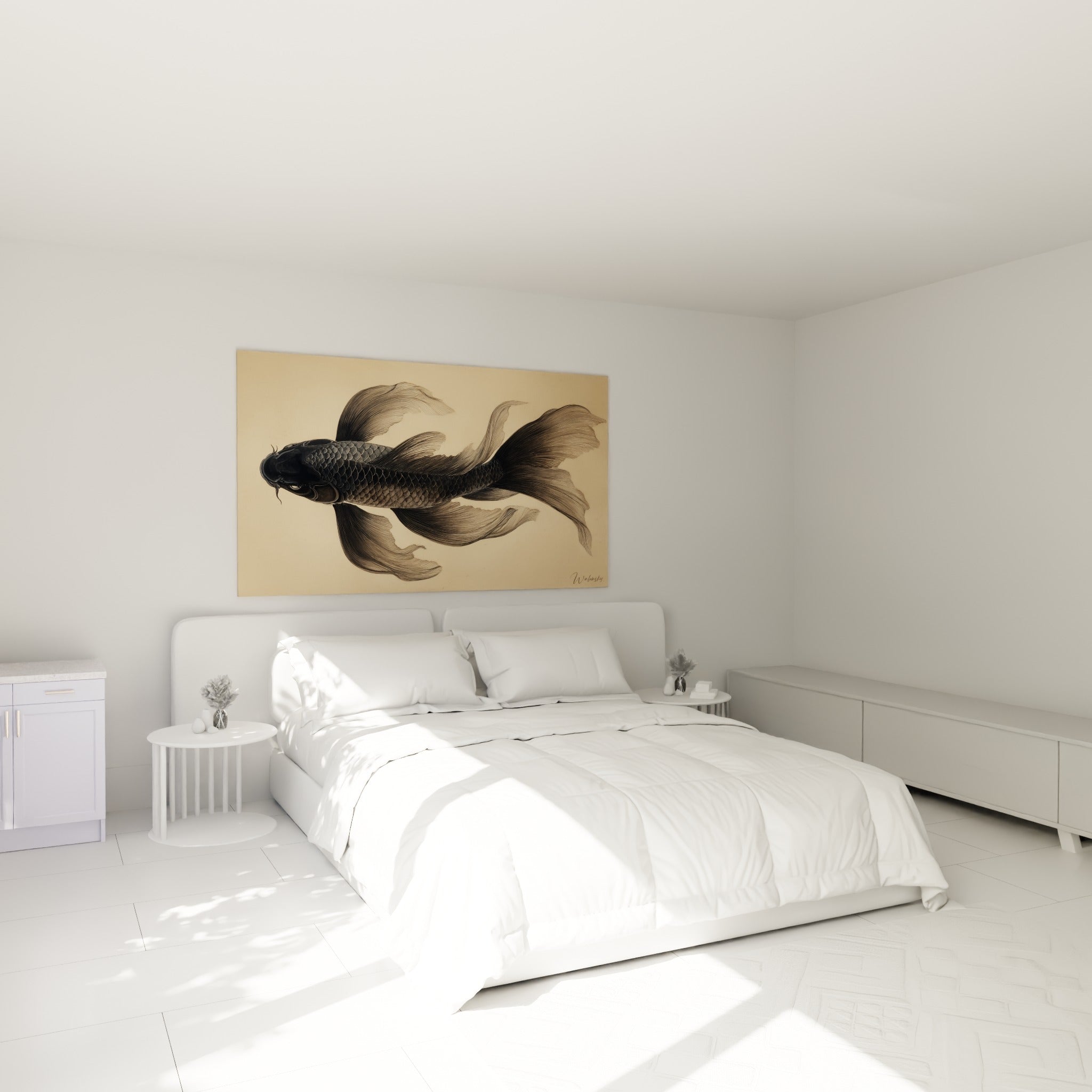 Poisson Koi noir et beige à la nage gracieuse, au-dessus d'un lit dans une chambre claire