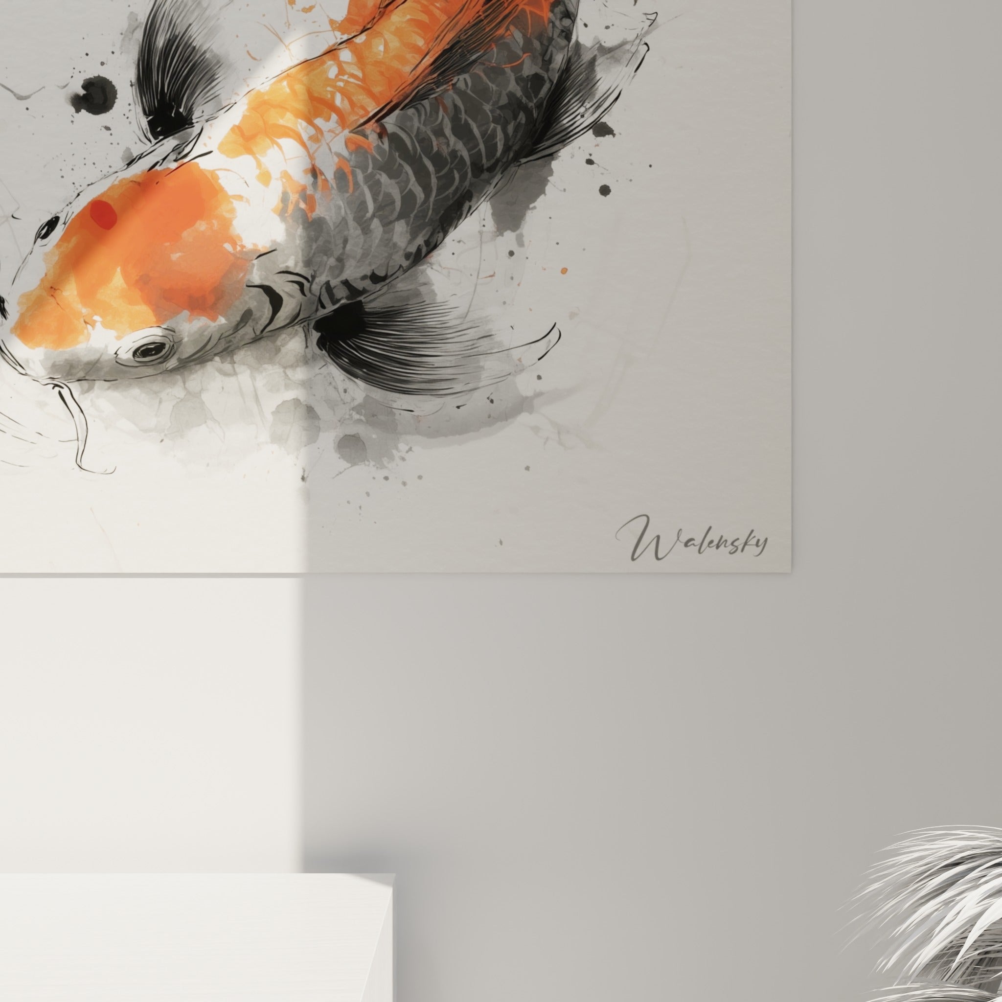 Écailles grises et éclaboussures d'encre noire du tableau koï vues de près sur toile