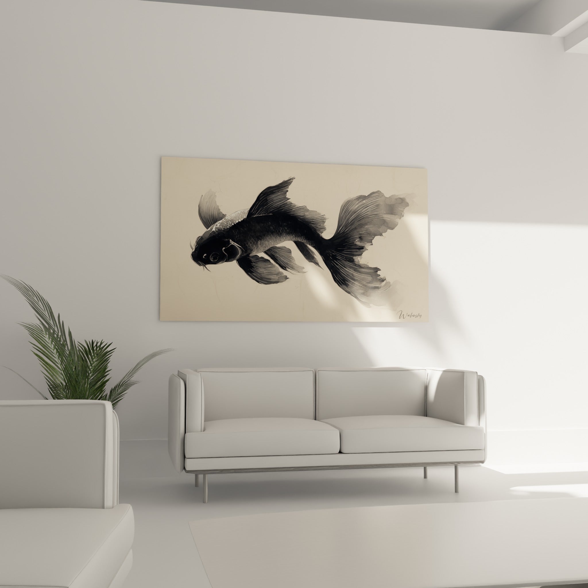 Poisson Koi aux voiles sombres et fond crème, disposé au-dessus d'un canapé dans un salon lumineux