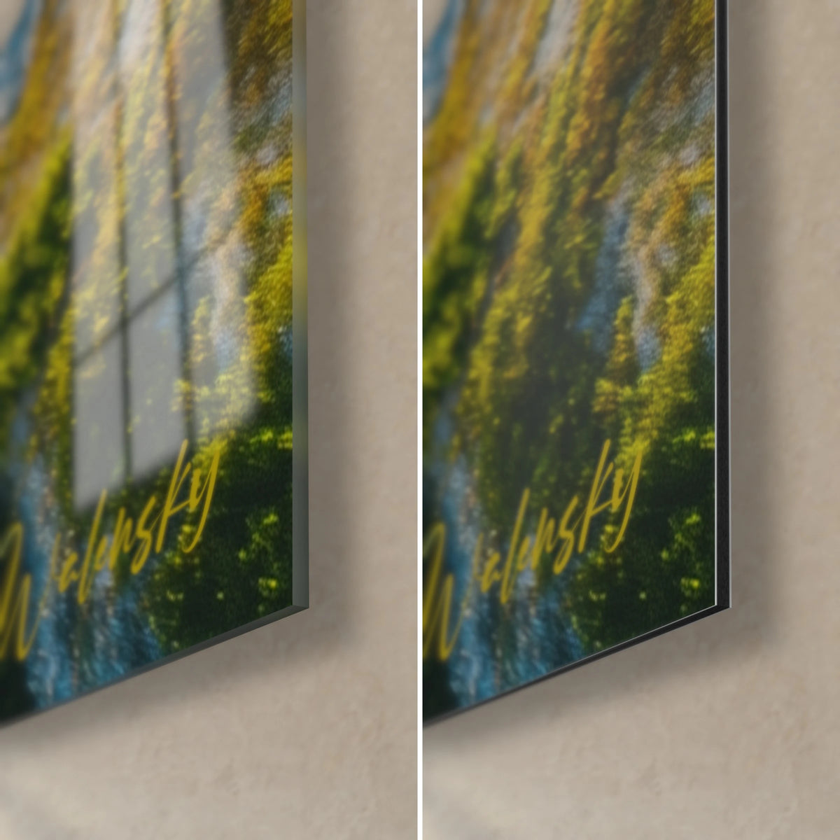 Wall art Beach of cream sand and turquoise water, bottom right corner: glossy acrylic glass on the left, matte Dibond on the right