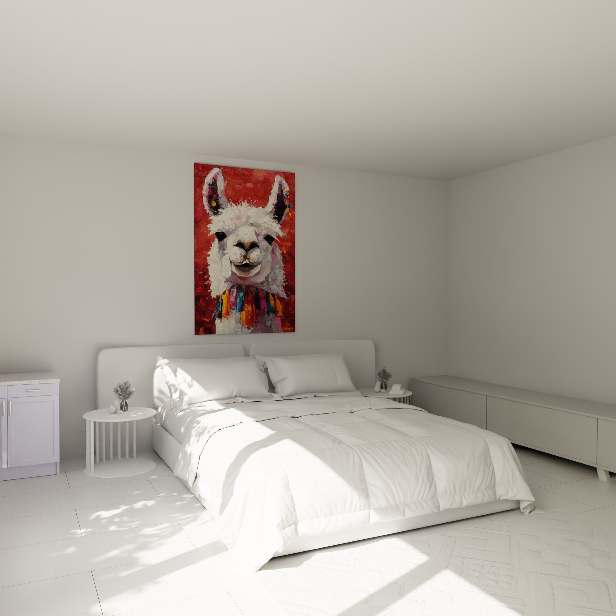 Portrait de lama blanc et rouge à pompons dorés accroché au-dessus d'un lit dans une chambre claire