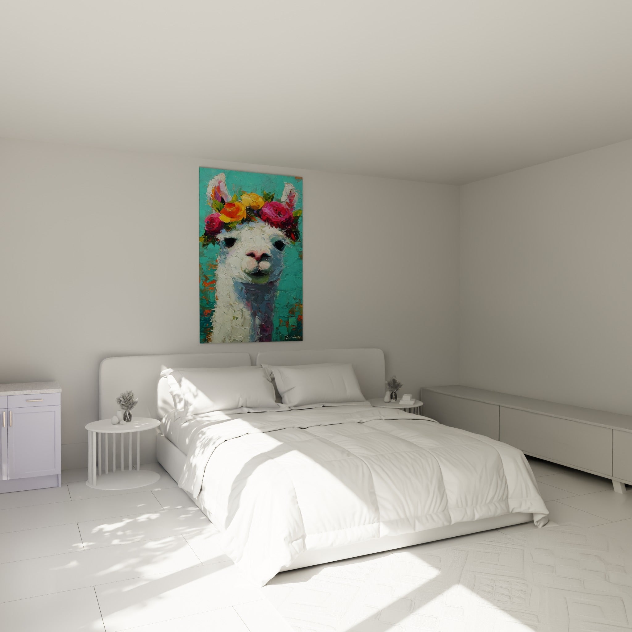 Portrait de lama fleuri turquoise et rose accroché au-dessus d'un lit dans une chambre claire