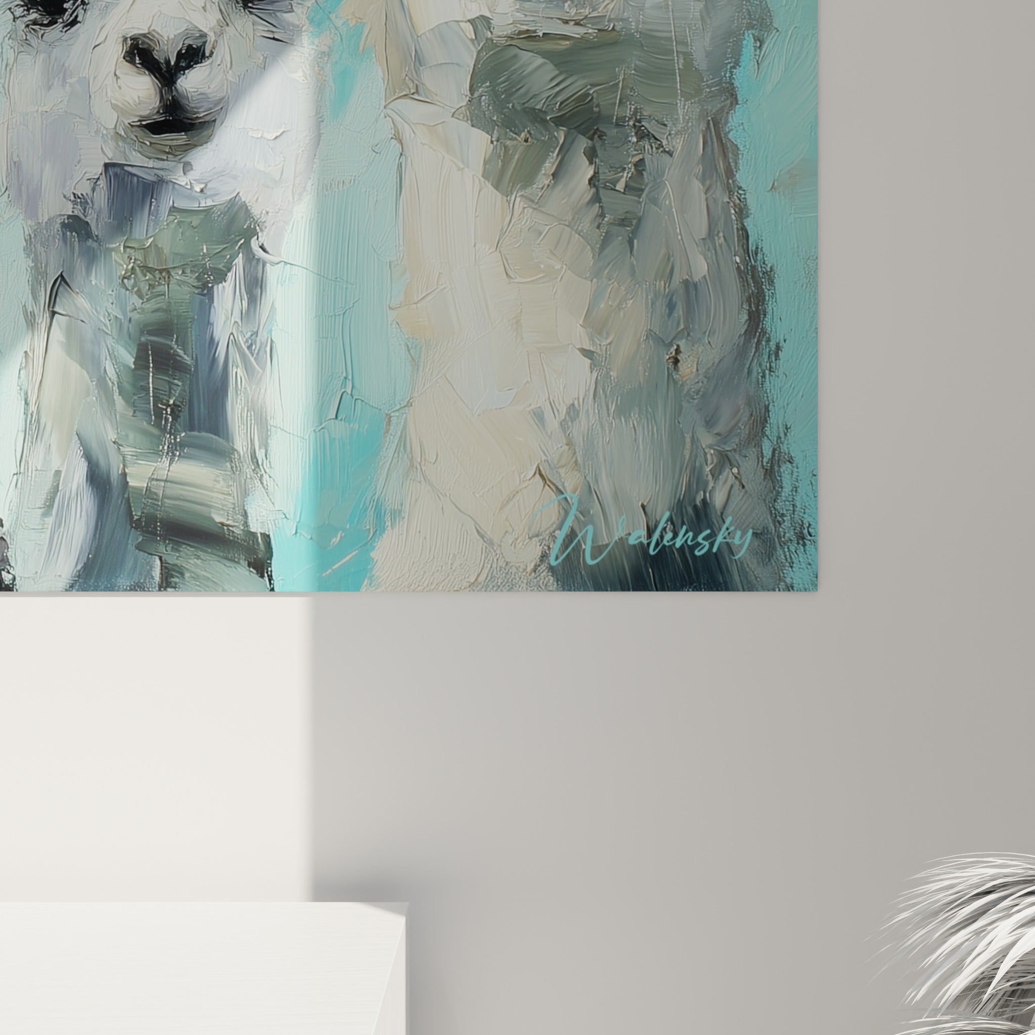 Empâtements blancs et noirs du pelage des lamas, texture épaisse et coulures visibles sur fond turquoise
