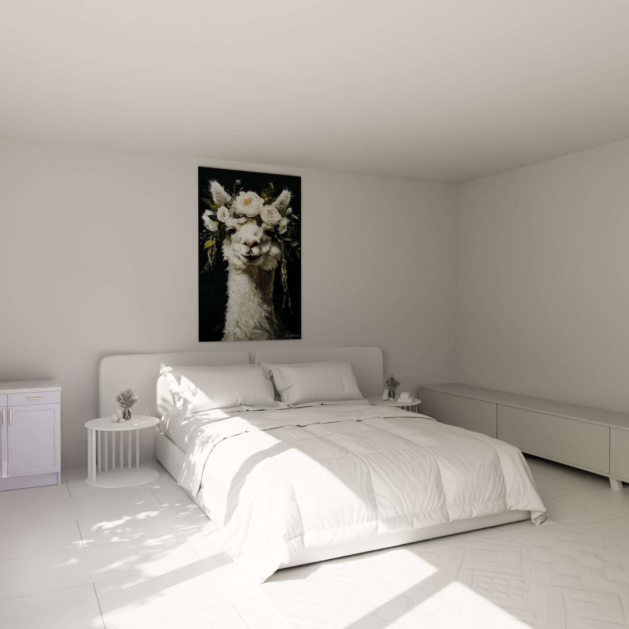 Museau rosé du lama entouré de feuillage vert olive, accroché au-dessus d'un lit dans une chambre claire