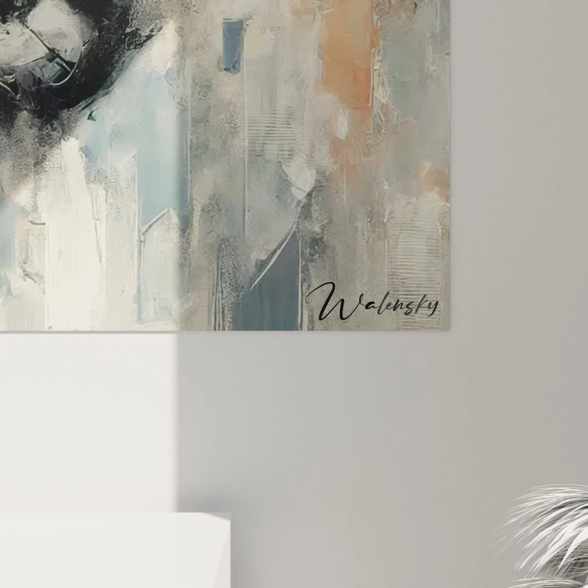 Détail du saxophone argenté dans un style abstrait. Les textures contrastantes et la palette pastel évoquent la musique flottante, ajoutant une dimension artistique captivante à l'œuvre.

