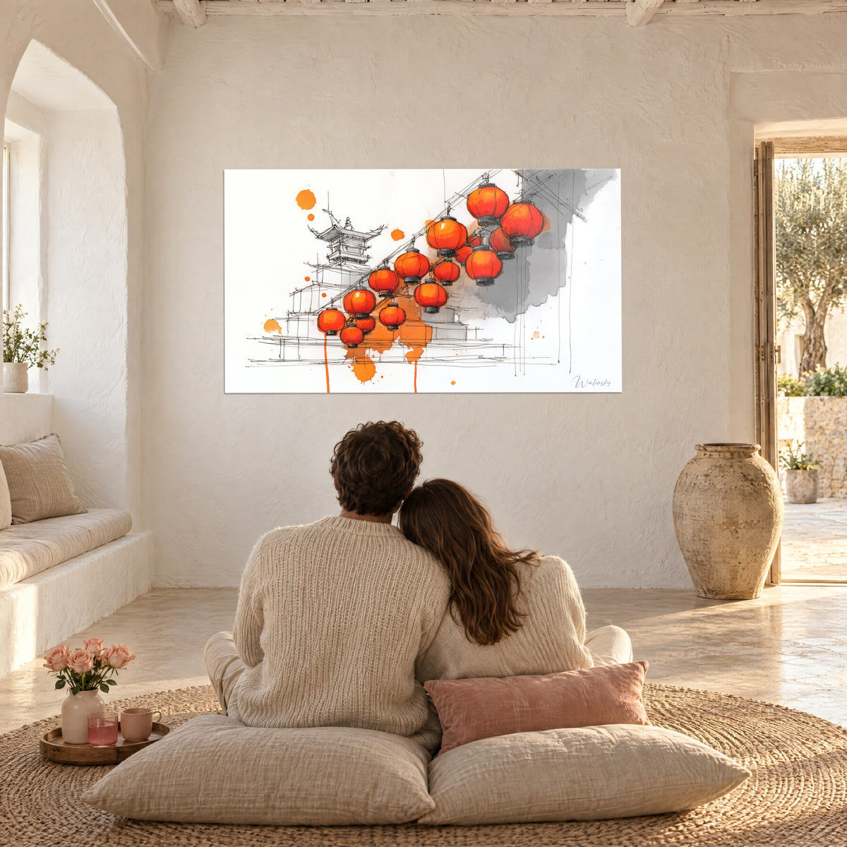 Quadro ad acquerello della festa delle lanterne, sfere rosso-arancio e nuvola di lavis grigio, ammirato da una coppia seduta di spalle su cuscini beige