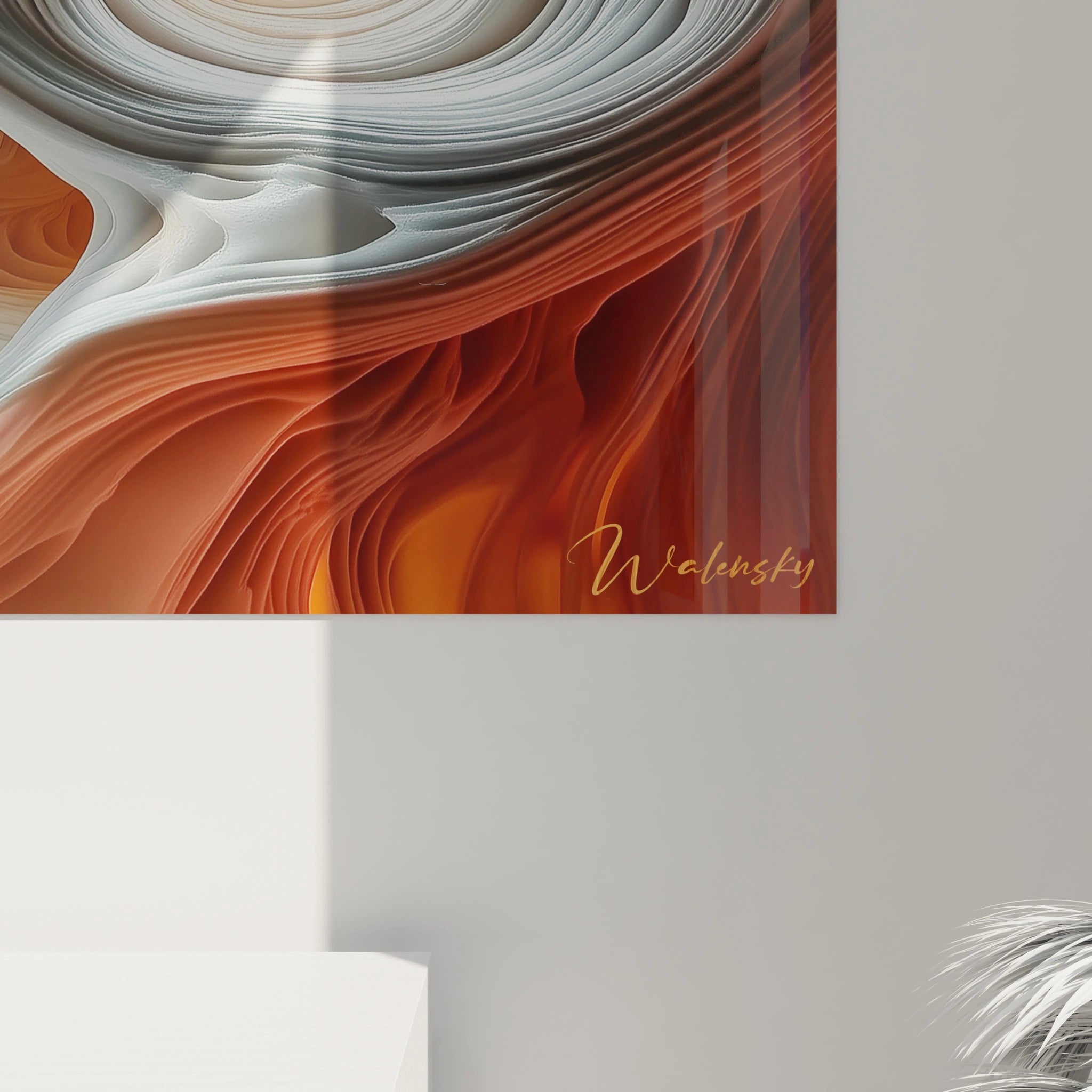 Un tableau relief abstrait figurant des formes organiques ondulantes, où des strates blanches, bleues et orangées s'entremêlent pour créer un paysage imaginaire sculptural, avec des textures lisses et des transitions fluides entre les couches superposées.
