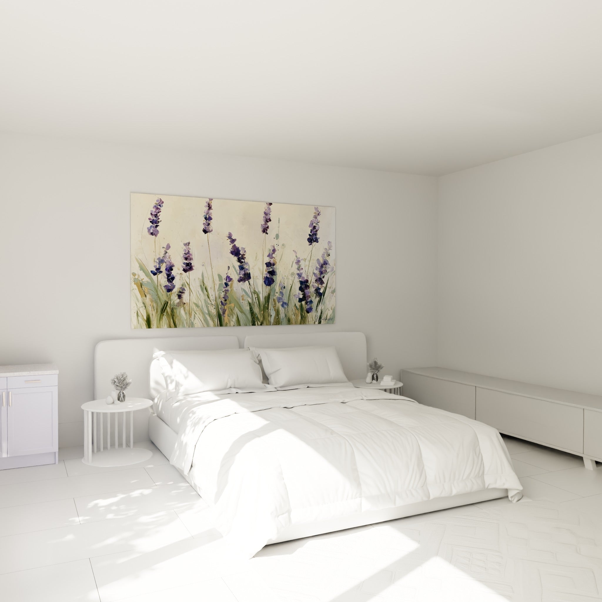 Lavande mauve et anthracite peinte au-dessus d'un lit dans une chambre claire
