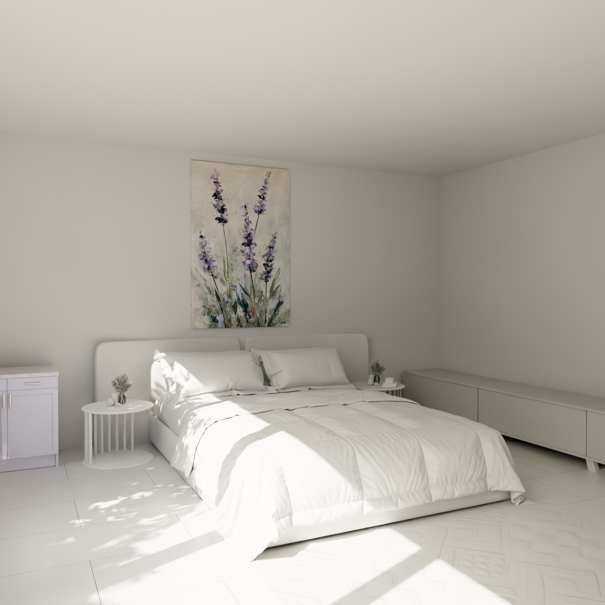 Fleurs de lavande mauve et violette au-dessus d'un lit dans une chambre claire