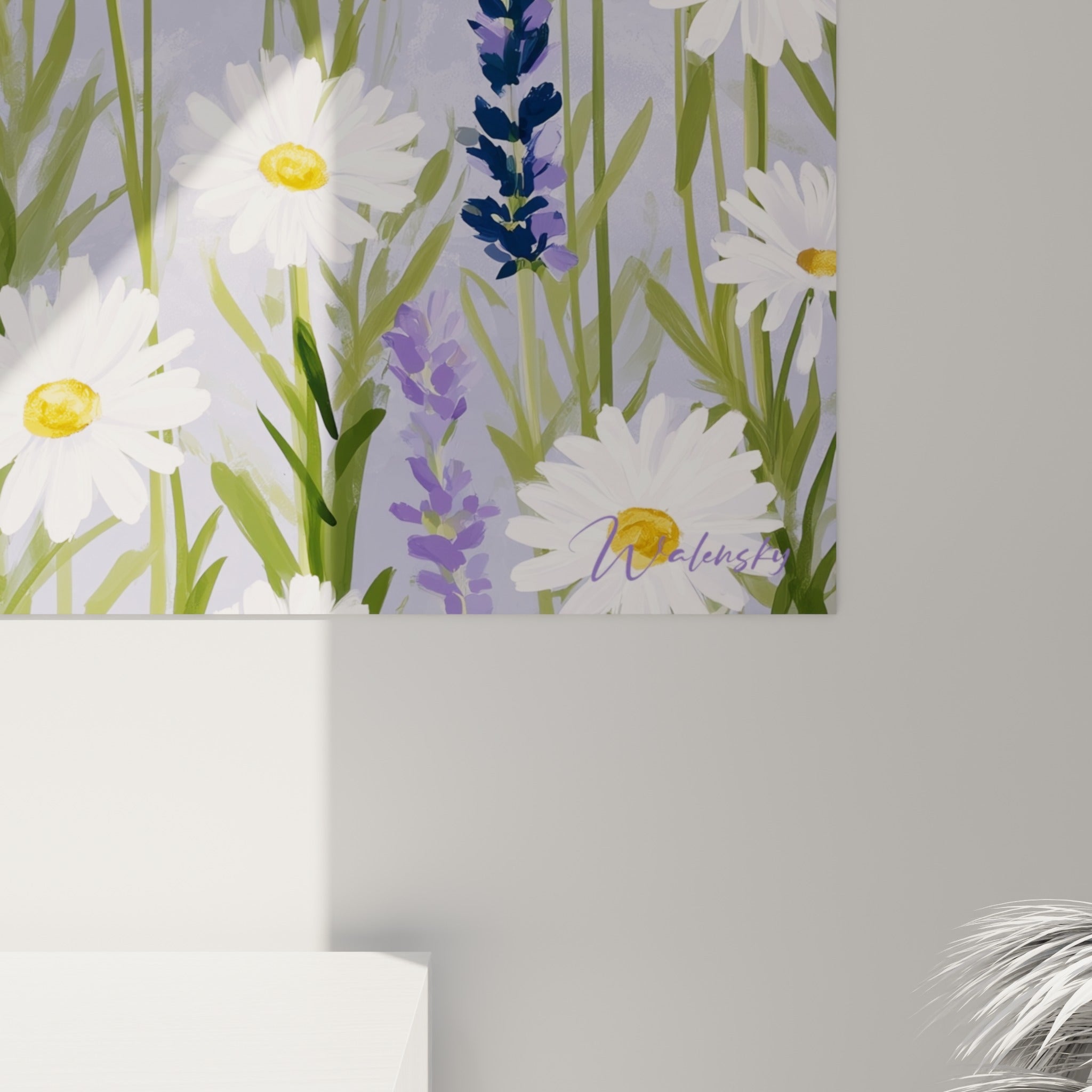 Grain de peinture visible sur les pétales blancs et les touches violettes denses des épis de lavande