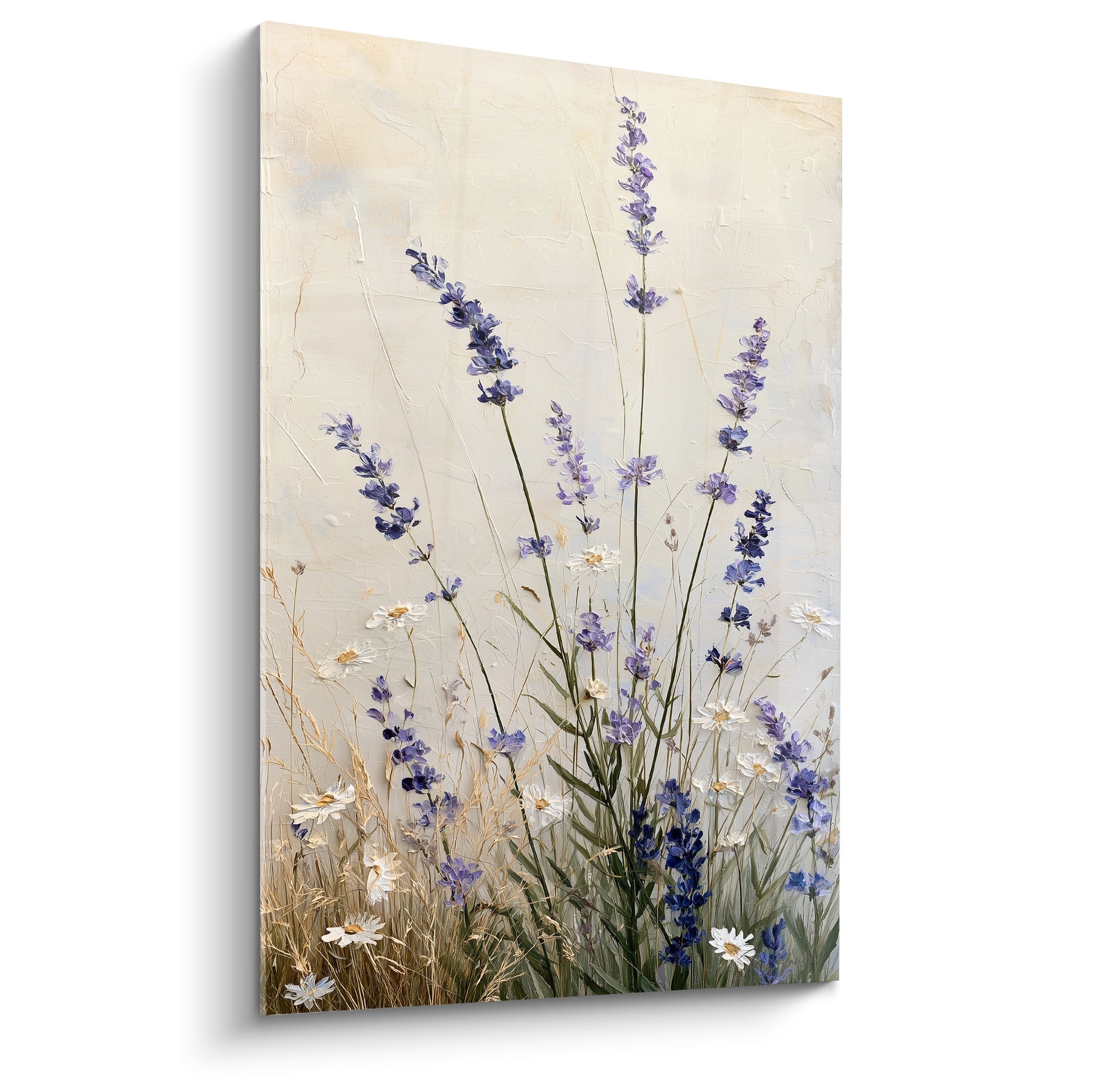 Lavande violette et marguerites blanches peintes en relief sur fond ivoire texturé