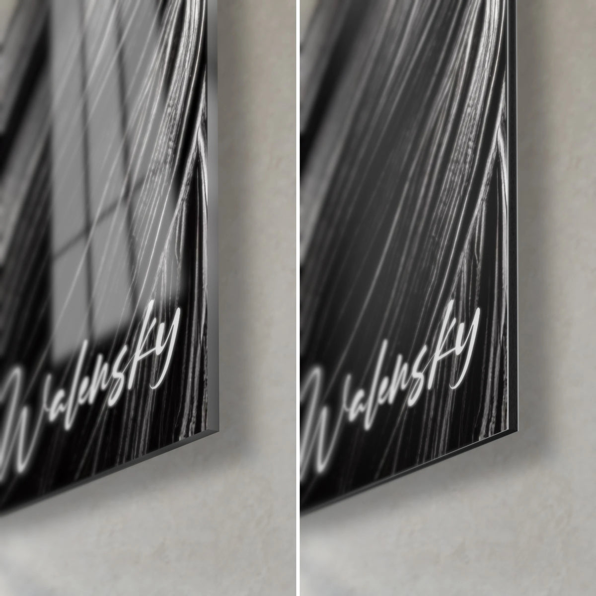 Gemälde Hirsch in Weiß auf Schwarz graviert, unten rechts, Signatur Walensky, glänzendes Acrylglas links und mattes graues Dibond rechts