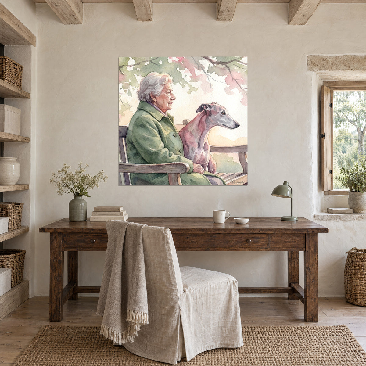 Schilderij van een windhond-metgezel met amberkleurige blik naast een witharige vrouw, bleekroze en mosgroen, bureau van ruw hout, landhuis