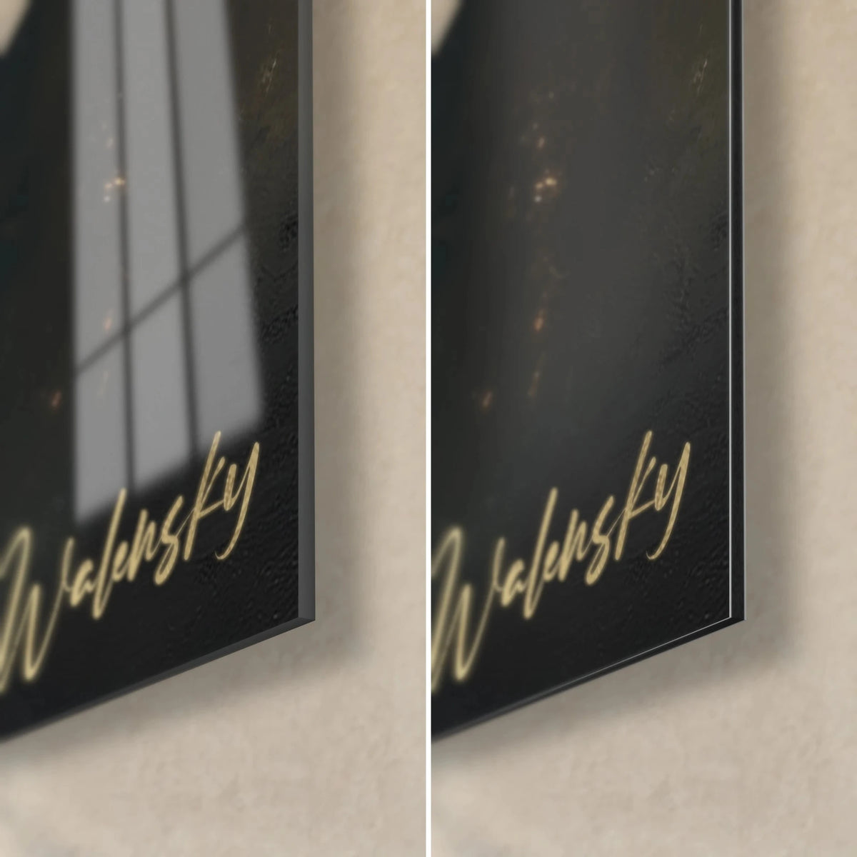 Schilderij van een zwart mythisch paard met gestreepte hoorn, gouden vonken op sepia achtergrond, glanzend glas en mat Dibond-hoek rechtsonder