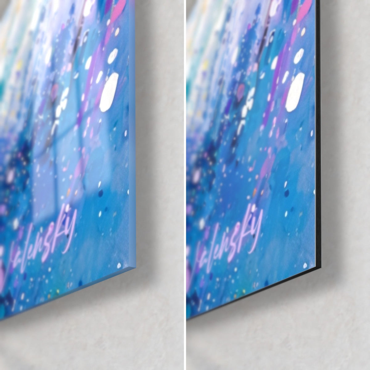 Tableau licorne et poulain aux touches roses et bleues, coin bas droit : verre acrylique brillant à gauche, alu Dibond mat à droite