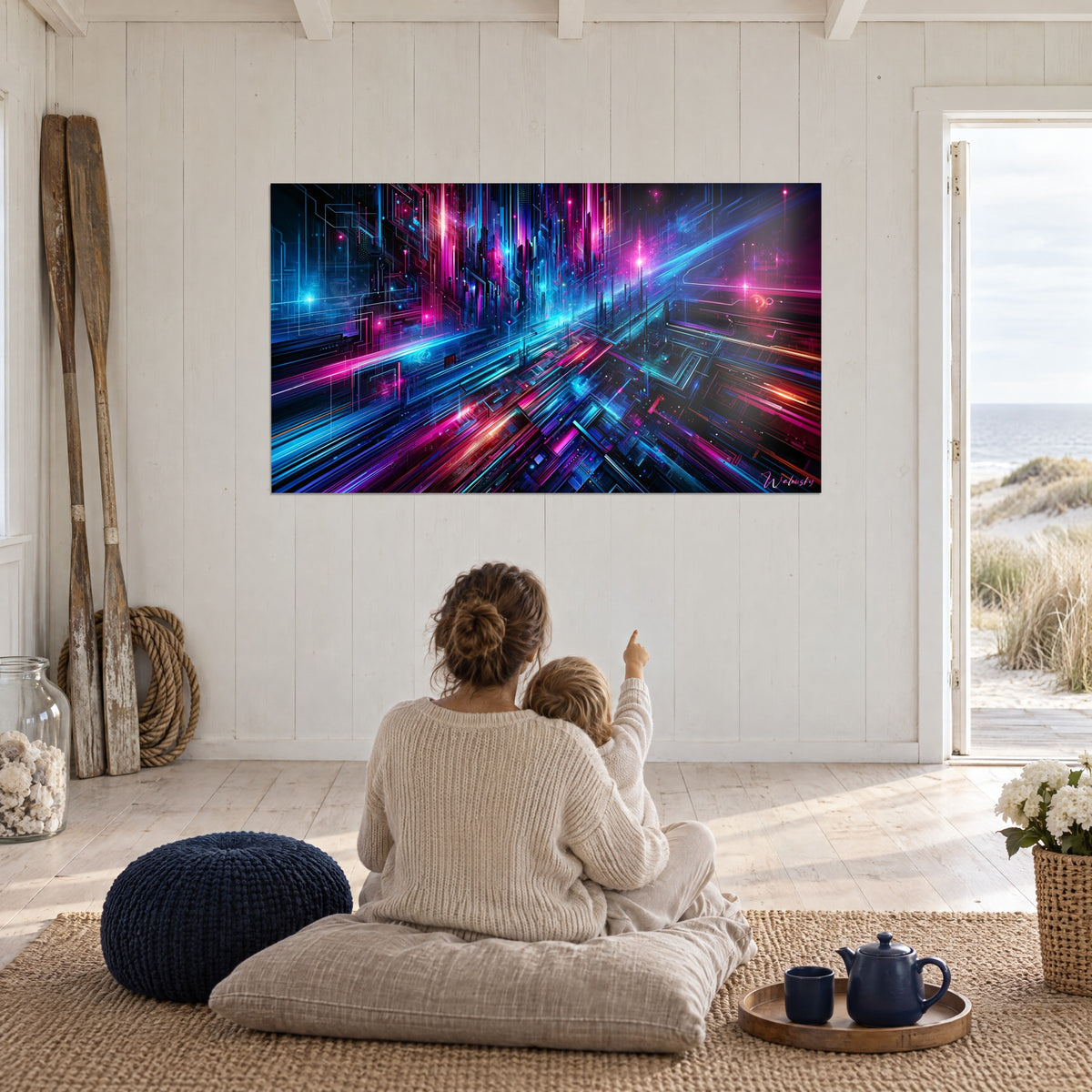 Gemälde eines leuchtend rosa und cyanfarbenen Datenstroms, der zum Horizont schießt, Mutter und Kind von hinten, weißes Wohnzimmer am Meer