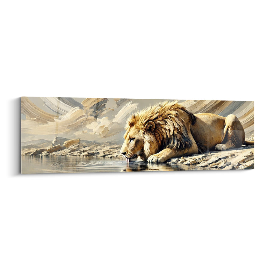 Tableau Lion doré et beige buvant sous ciel balayé - Rochers et montagnes lointaines - Edition Lion