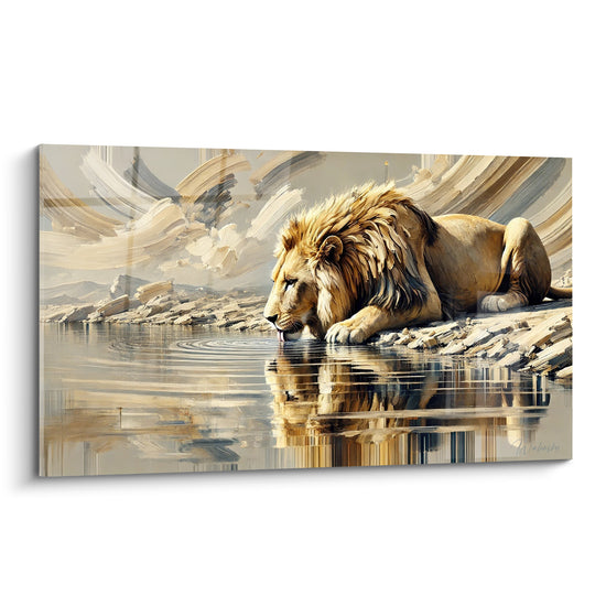 Tableau Lion doré et beige couché buvant - Reflet ondulant sur l'eau - Edition Lion