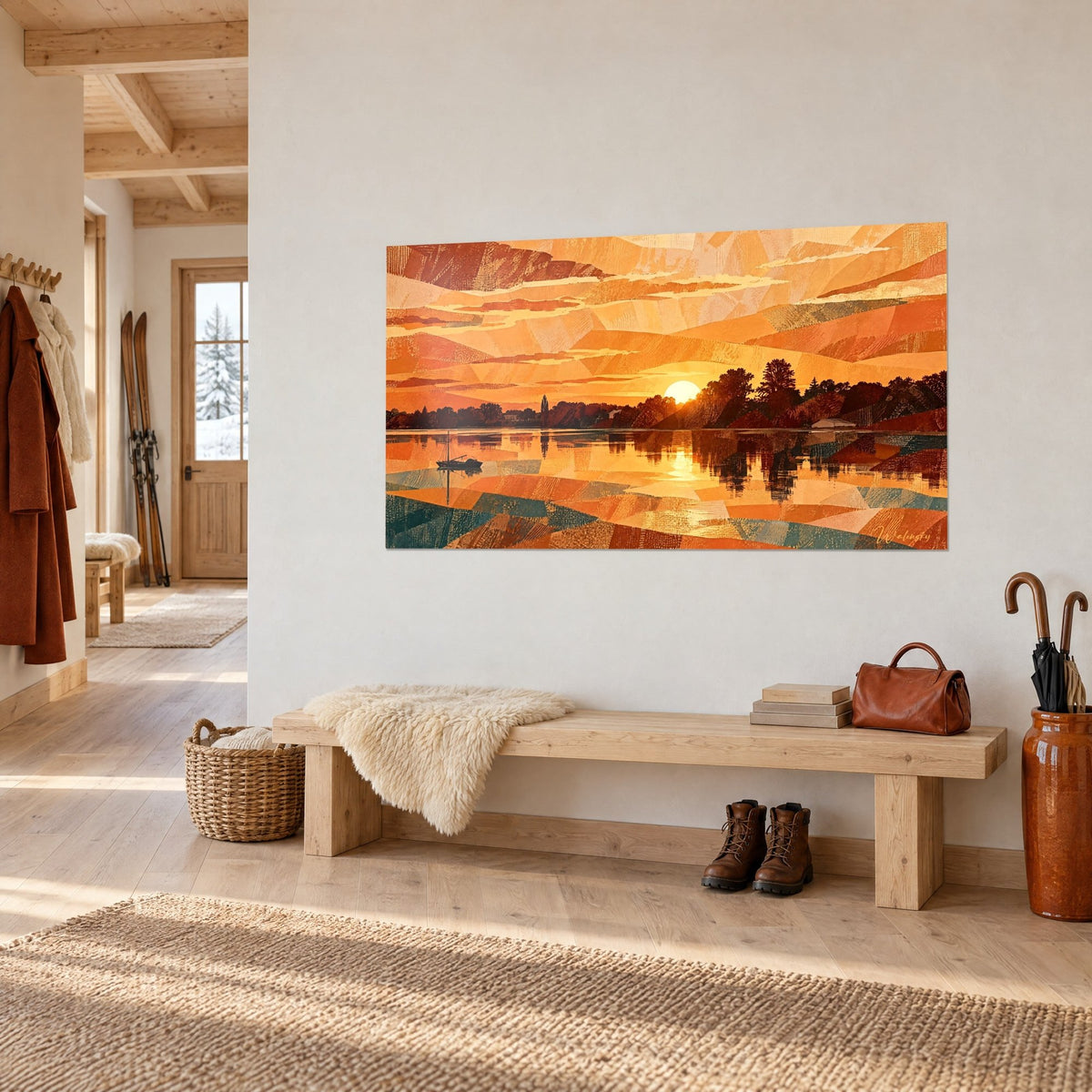Quadro lago in collage di sfaccettature ambra e turchese, sole bianco tra alberi scuri, parete chiara di uno chalet