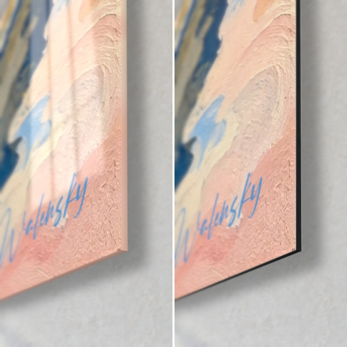 Schilderij blauwe boot, rechteronderhoek: pastelroze en kobaltblauw in reliëf, signatuur, glanzend glas en mat Dibond, 3 mm rand