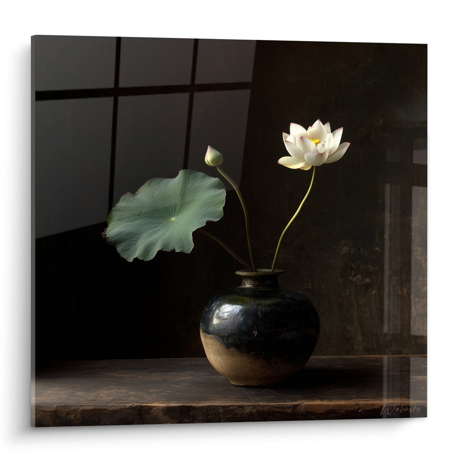 Tableau Lotus Blanc et Feuille dans Vase Noir sur Fond Sombre - Sérénité Zen - Edition Ikebana