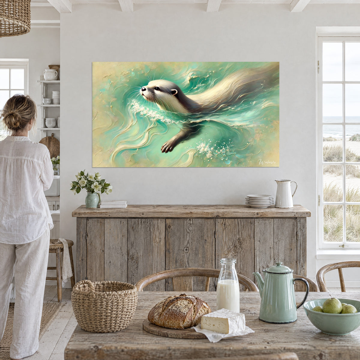 Tableau loutre en pleine nage, queue en volutes beiges sur eau turquoise, coulures dorées en relief, séjour de bord de mer