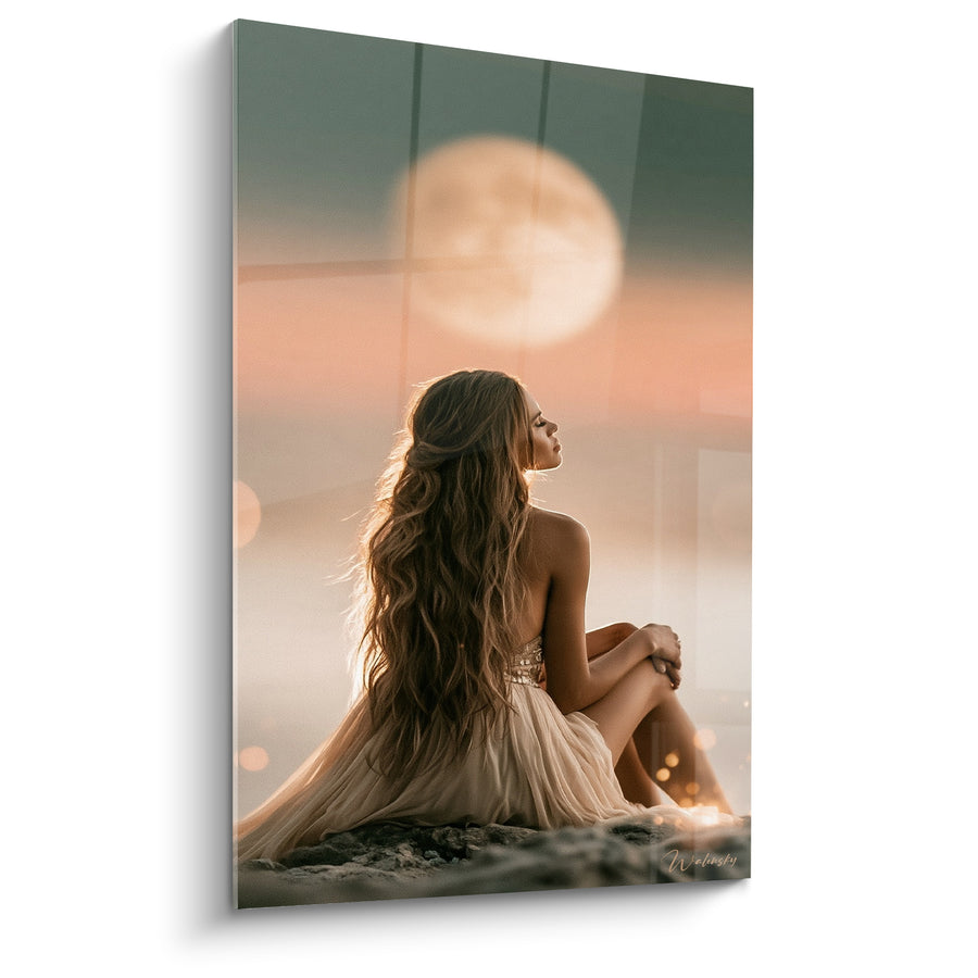 Tableau Femme assise robe beige lune dorée - Songe crépusculaire - Edition Lune