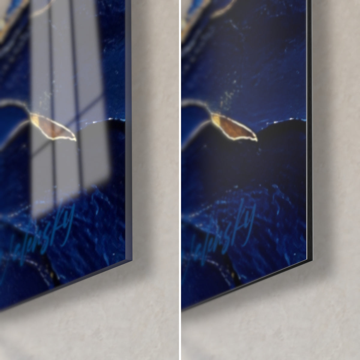 Gemälde Fluss in Nachtblau mit goldenen Schlieren, untere rechte Ecke: glänzendes Acrylglas links, matmattes Alu-Dibond rechts, 3 mm Stärke