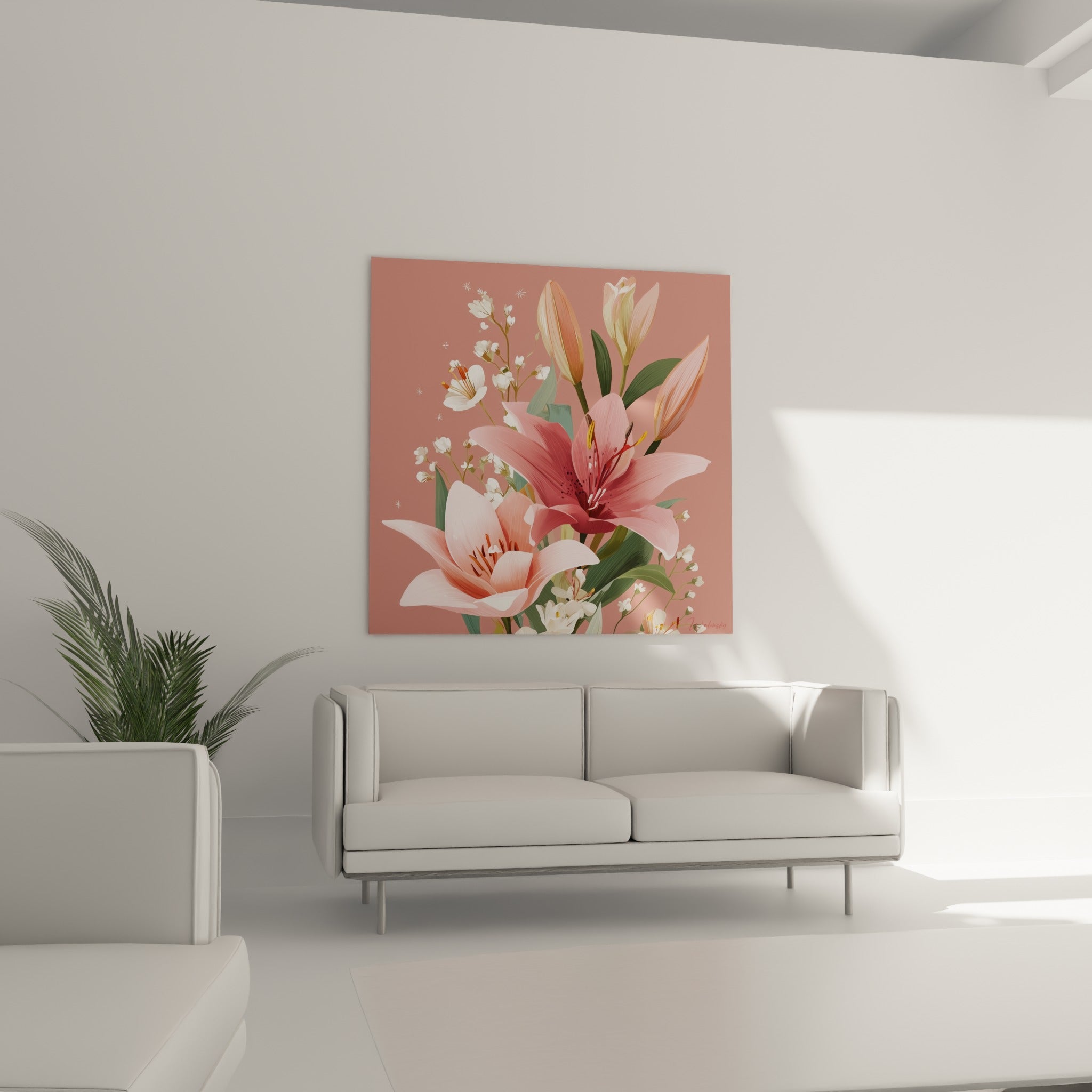 Fleurs de lys rose vif et corail accrochées au-dessus d'un canapé dans un salon lumineux