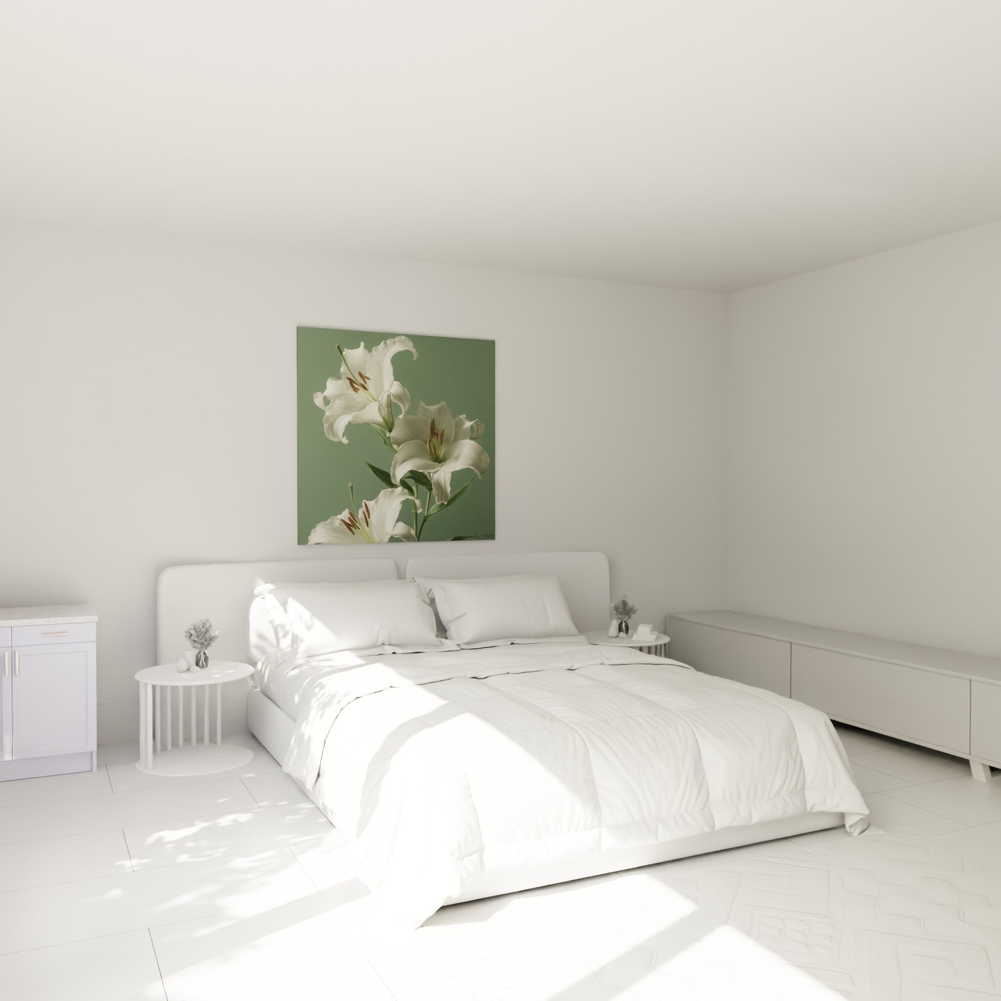 Trois fleurs de lys blanches et vertes accrochées au-dessus d'un lit dans une chambre claire