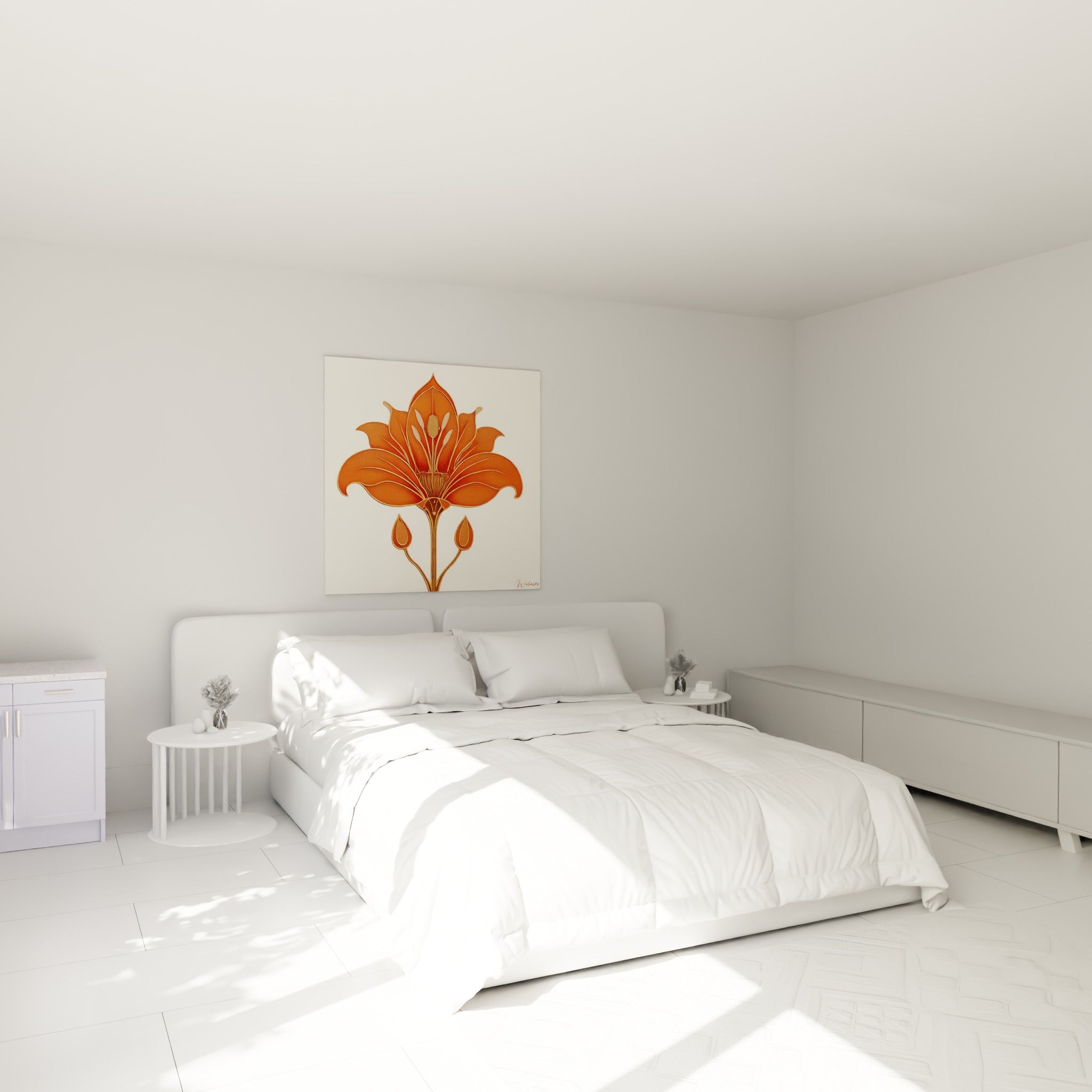 Fleur de lys orangée et dorée aux lignes fines, accrochée au-dessus d'un lit dans une chambre claire.