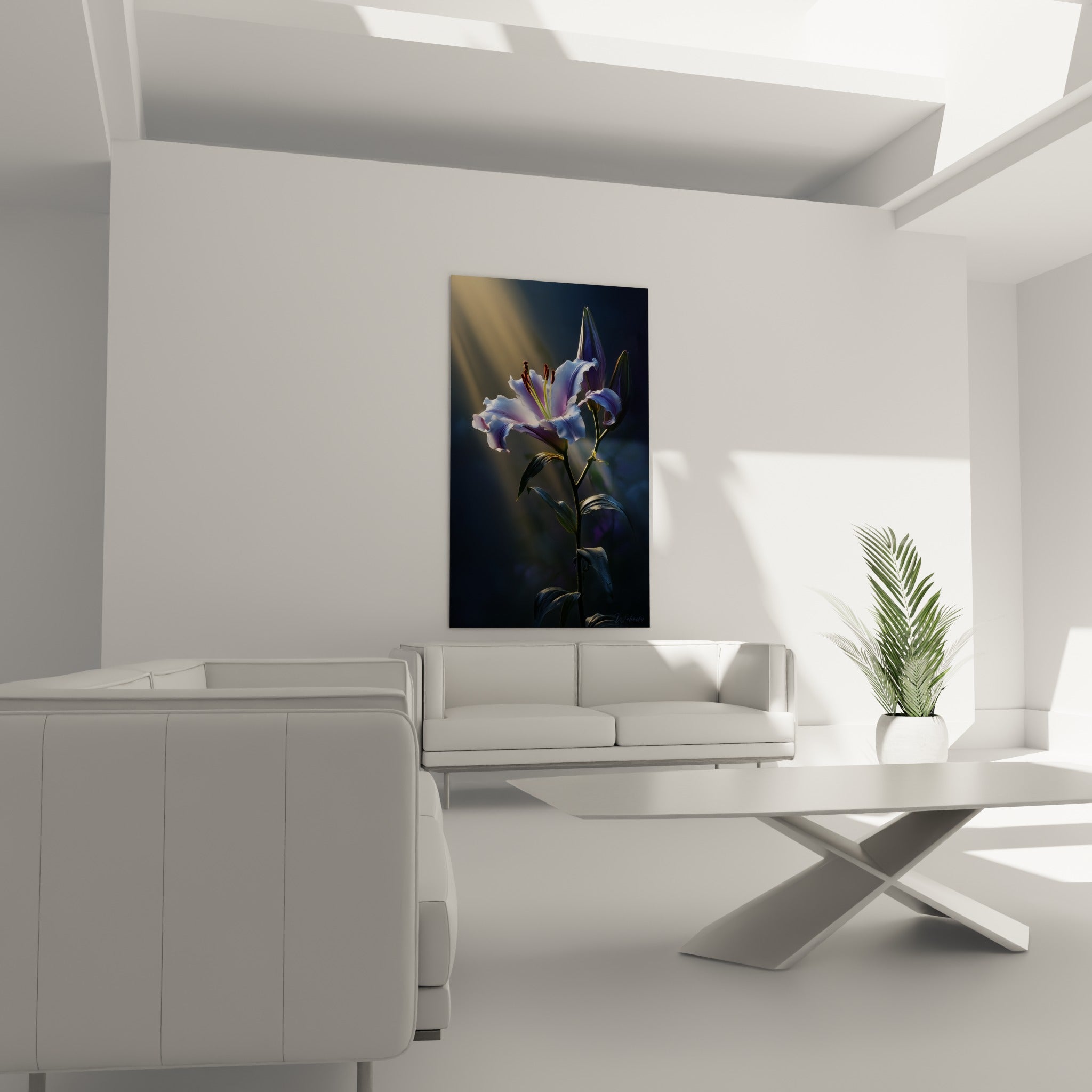 Pétales de lys blancs et bleu nuit traversés de lumière au-dessus d'un canapé dans un salon lumineux